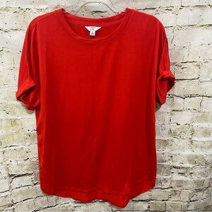 Crown & Ivy Solid Red Cuffed Sleeve Curved Hem T Shirt